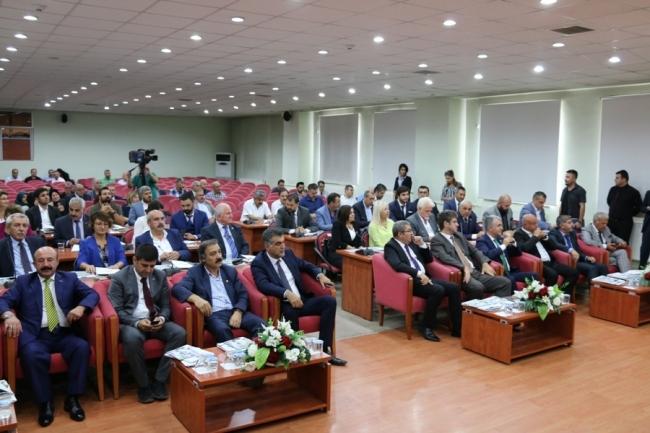 Tekstil ve Hazır Giyimciler Van'da bir araya geldi