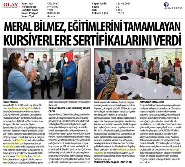 MERAL BİLMEZ, EĞİTİMLERİNİ TAMAMLAYAN KURSİYERLERE SERTİFİKALARINI VERDİ