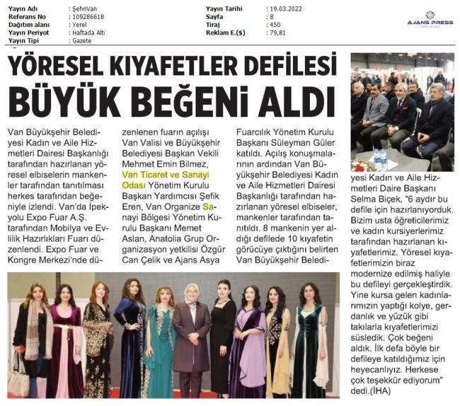 YÖRESEL KIYAFETLER DEFİLESİ BÜYÜK BEĞENİ ALDI