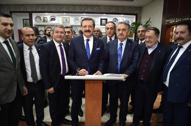 TOBB BAŞKANI M. RİFAT HİSARCIKLIOĞLU VAN'DA