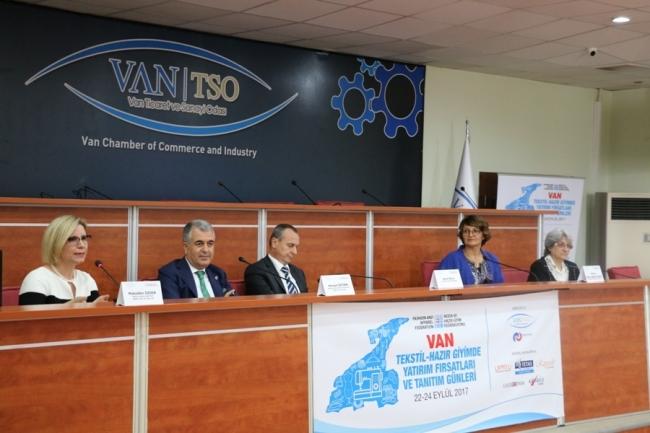 Tekstil ve Hazır Giyimciler Van'da bir araya geldi