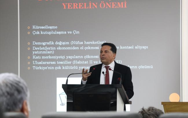 Yeni Yılın İlk Paneli 'Geçmişten Geleceğe Van'ın Kalkınma Dinamikleri Sorunlar ve Çözümler'