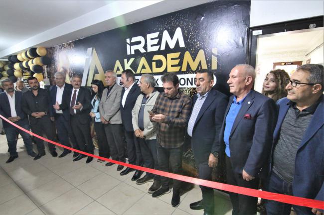 AÇILIŞ İrem Akademi ve Güzellik Salonu açıldı