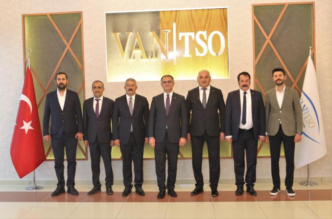 ZİYARET Van Valisi Dr. Ozan Balcı Van TSO'yu ziyaret etti