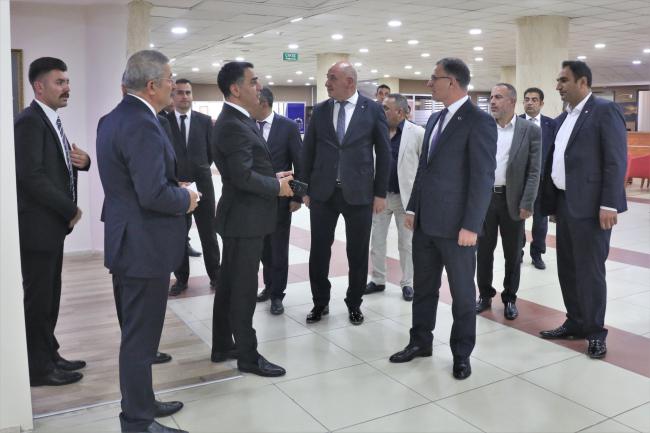ZİYARET Van Valisi Dr. Ozan Balcı Van TSO'yu ziyaret etti
