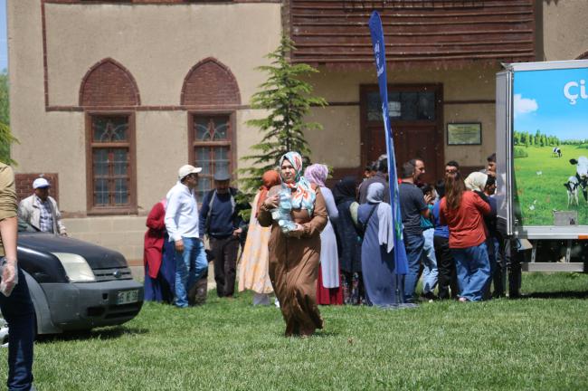 Dünya Kahvaltı Günü Van Kalesi'nde Dünya Kahvaltı Günü kutlandı