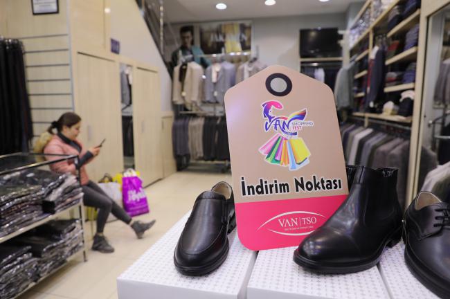 Hazırlıklar Sürüyor Van Shopping Fest için esnaf ziyaret edildi