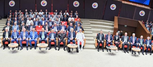 Başkan Takva Van'ın sorunlarını Bakan Yerlikaya'ya aktardı