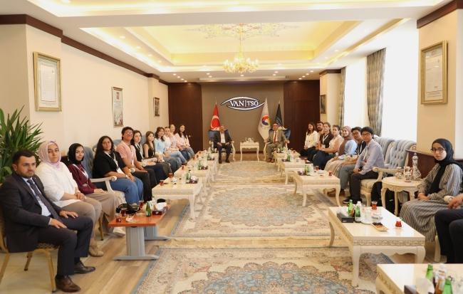 ZİYARET 14 Ülkeden öğrenciler Van TSO'yu ziyaret etti