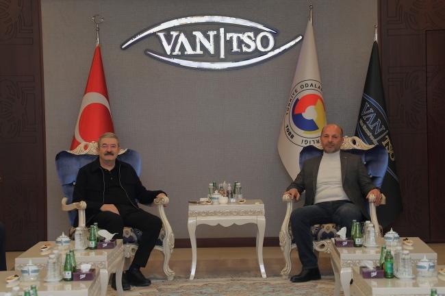 ZİYARET   Başkan Gönül ve Üyelerden Van TSO'ya Ziyaret