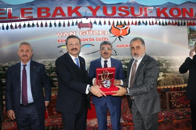 Kapıköy Gümrük Kapısı Açıldı