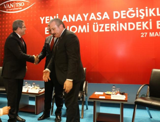 YENİ ANAYASA DEĞİŞİKLİĞİNİN EKONOMİ ÜZERİNDEKİ ETKİLERİ 2017.VAN