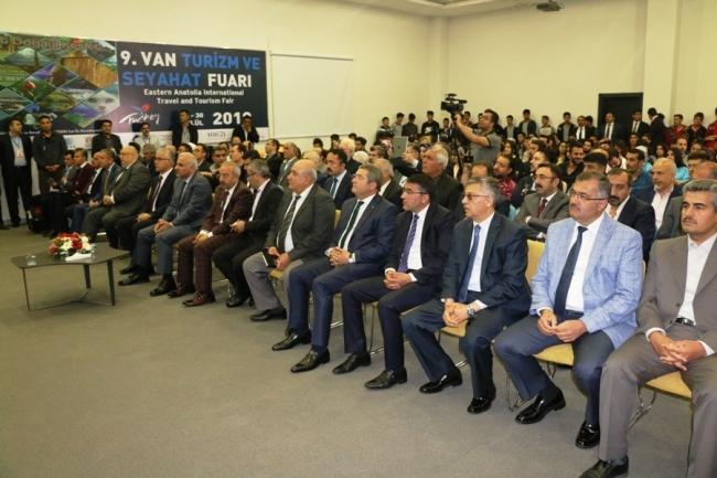 VAN KARİYER VE İSTİHDAM FUARI AÇILIŞI