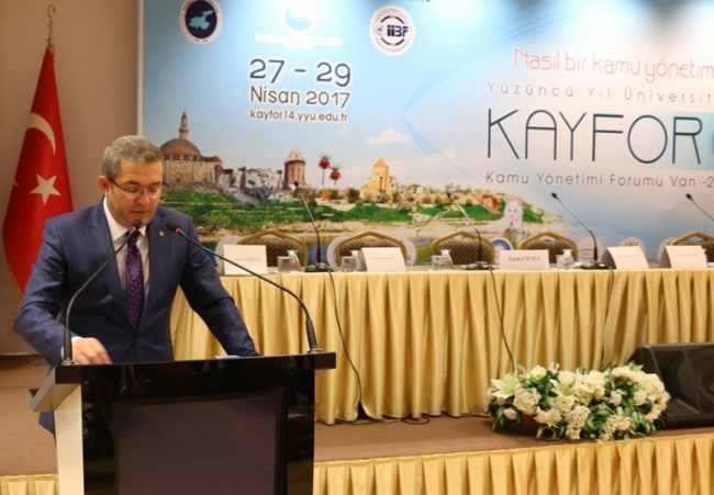 Van Yüzüncü Yıl Üniversitesi (YYÜ) İktisadi İdari Bilimler Fakültesi Kamu Yönetimi Bölümü ve Kent Araştırmaları Merkezi Müdürlüğü tarafından organize edilen ve bu yıl 14.’sü düzenlenen Uluslararası Kamu Yönetimi Forumu (KAYFUR-14) başladı.