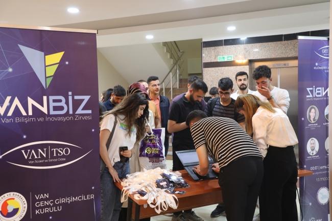 BİLİŞİM VE İNOVASYON ZİRVESİ VAN TSO'DA YAPILDI