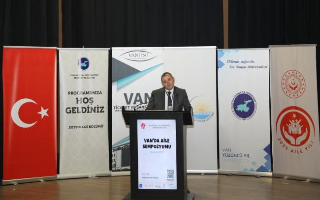 Sempozyum Van'da Aile Sempozyumu düzenlendi