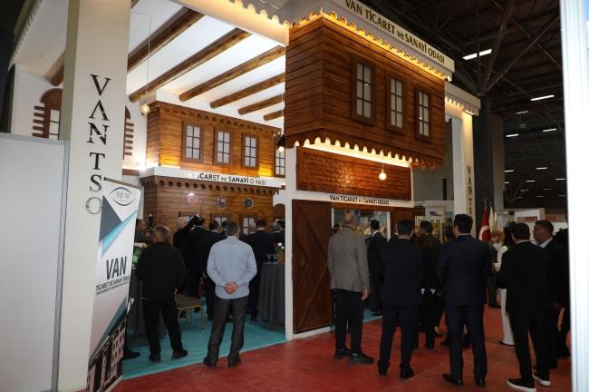 AÇILIŞ Van'ın binlerce yıllık mutfak mirasını dünyaya taşıyan fuar açıldı