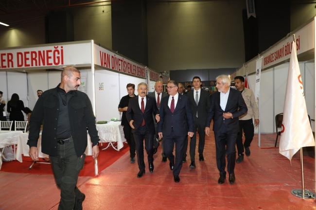 AÇILIŞ Van'ın binlerce yıllık mutfak mirasını dünyaya taşıyan fuar açıldı