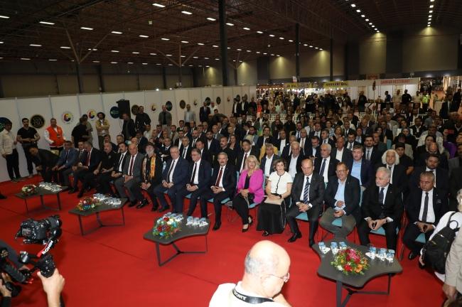 AÇILIŞ Van'ın binlerce yıllık mutfak mirasını dünyaya taşıyan fuar açıldı