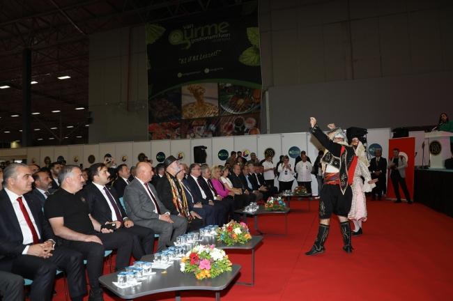 AÇILIŞ Van'ın binlerce yıllık mutfak mirasını dünyaya taşıyan fuar açıldı