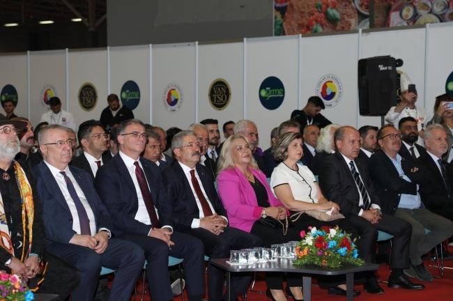 AÇILIŞ Van'ın binlerce yıllık mutfak mirasını dünyaya taşıyan fuar açıldı