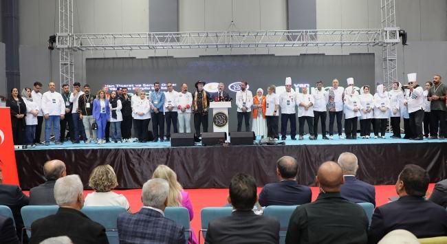AÇILIŞ Van'ın binlerce yıllık mutfak mirasını dünyaya taşıyan fuar açıldı