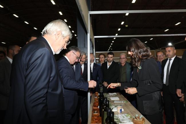 AÇILIŞ Van'ın binlerce yıllık mutfak mirasını dünyaya taşıyan fuar açıldı