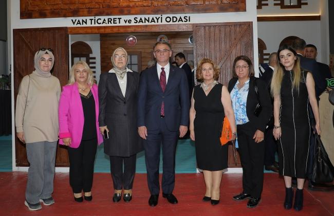 AÇILIŞ Van'ın binlerce yıllık mutfak mirasını dünyaya taşıyan fuar açıldı