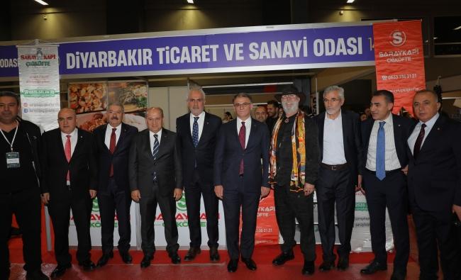 AÇILIŞ Van'ın binlerce yıllık mutfak mirasını dünyaya taşıyan fuar açıldı