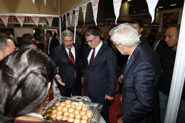 AÇILIŞ Van'ın binlerce yıllık mutfak mirasını dünyaya taşıyan fuar açıldı