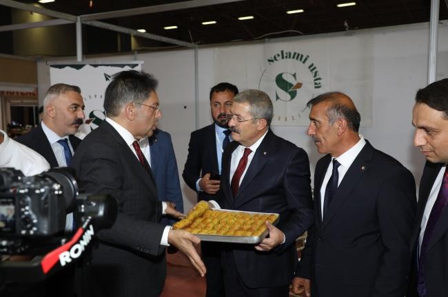 AÇILIŞ Van'ın binlerce yıllık mutfak mirasını dünyaya taşıyan fuar açıldı
