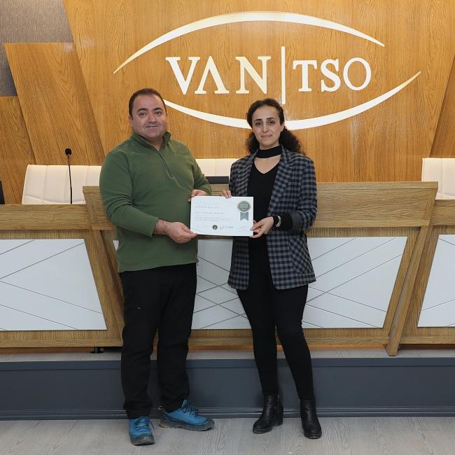 Sertifika Töreni Van TSO'da Hakemler Eğitimi Sertifika Töreni düzenlendi