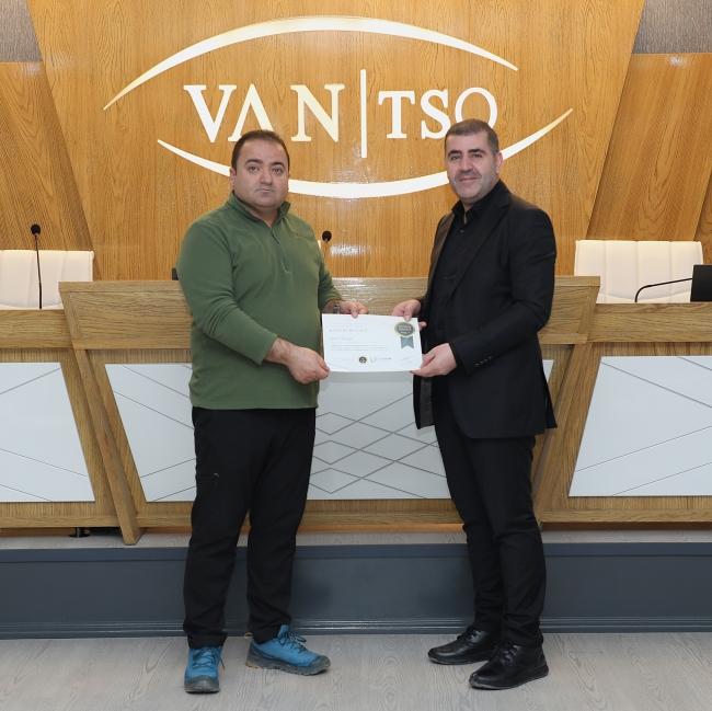 Sertifika Töreni Van TSO'da Hakemler Eğitimi Sertifika Töreni düzenlendi