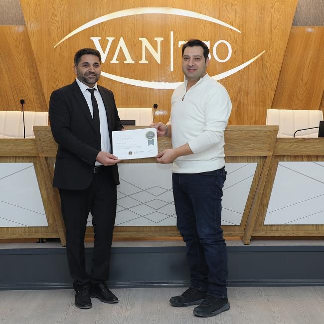 Sertifika Töreni Van TSO'da Hakemler Eğitimi Sertifika Töreni düzenlendi