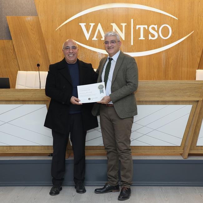 Sertifika Töreni Van TSO'da Hakemler Eğitimi Sertifika Töreni düzenlendi