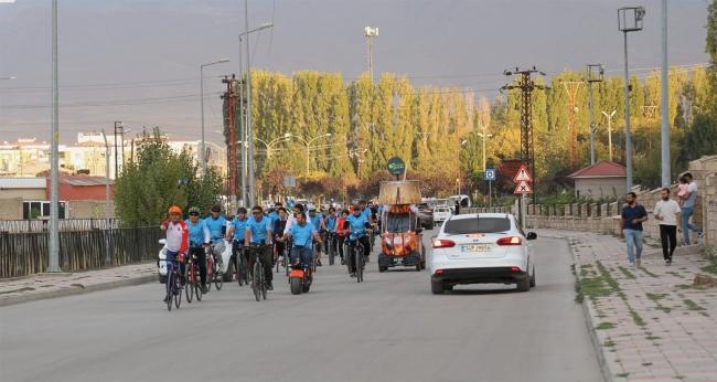 Van’da bisikletliler   Avrupa Hareketlilik Haftası için pedal çevirdi