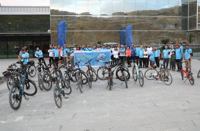 Van’da bisikletliler   Avrupa Hareketlilik Haftası için pedal çevirdi