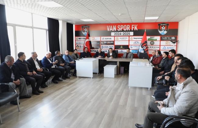  Van TSO’dan Vanspor’a geçmiş olsun ziyareti