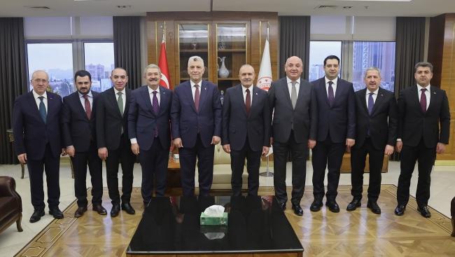 Van TSO heyeti   Ticaret Bakanı ile görüştü