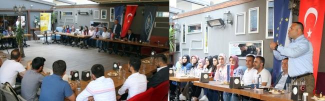 Gençler Türkiye'nin AB sürecini konuştu