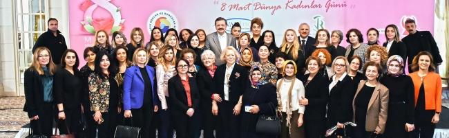 KADINLAR TOPLUMUN HER ALANINDA DAHA FAZLA ROL ÜSTLENMELİ