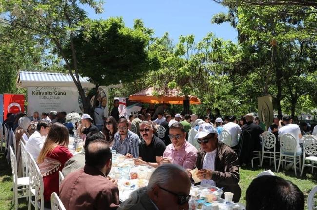 Dünya Kahvaltı Günü Kutlu Olsun